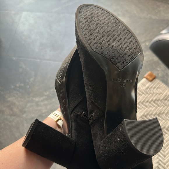 Marc fisher over knee boots 8.5 - Picture 3 of 4